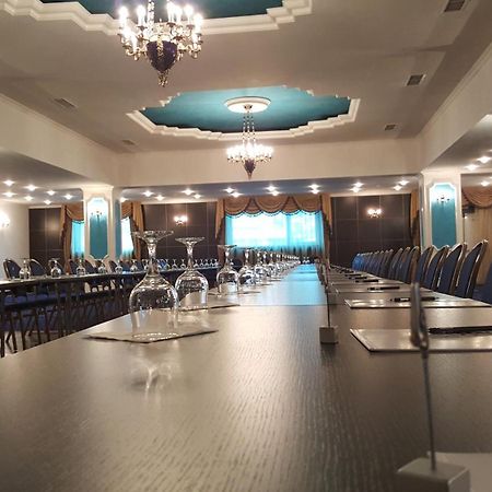 Hotel Prahova Plaza Ploiesti Luaran gambar