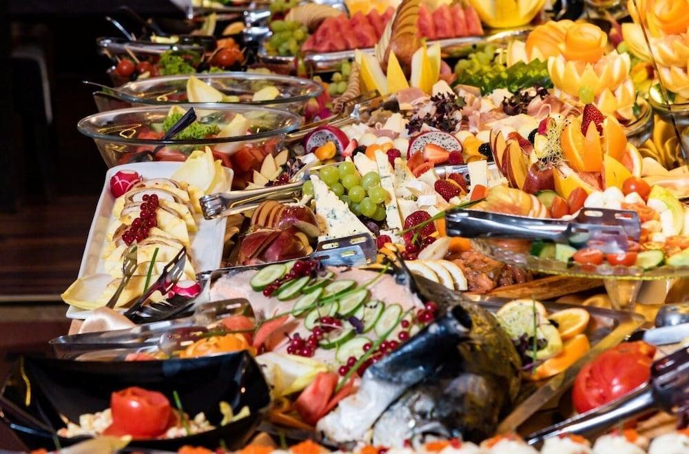 Hotel Prahova Plaza Ploiesti Luaran gambar