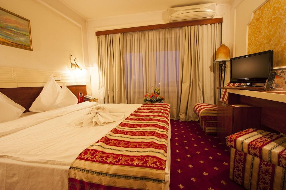 Hotel Prahova Plaza Ploiesti Luaran gambar