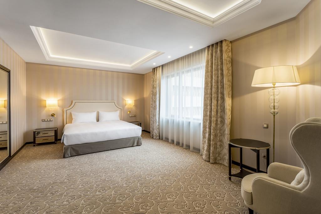 Hotel Prahova Plaza Ploiesti Luaran gambar