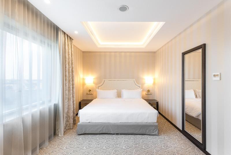 Hotel Prahova Plaza Ploiesti Luaran gambar