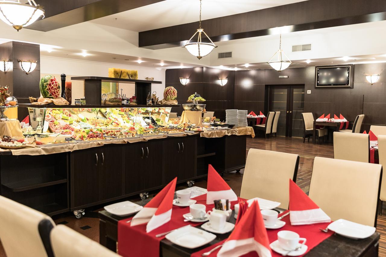 Hotel Prahova Plaza Ploiesti Luaran gambar