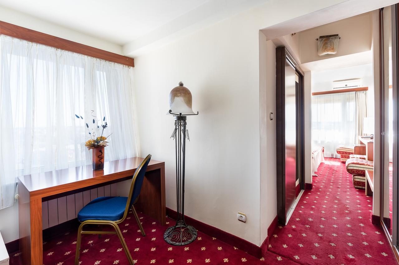 Hotel Prahova Plaza Ploiesti Luaran gambar