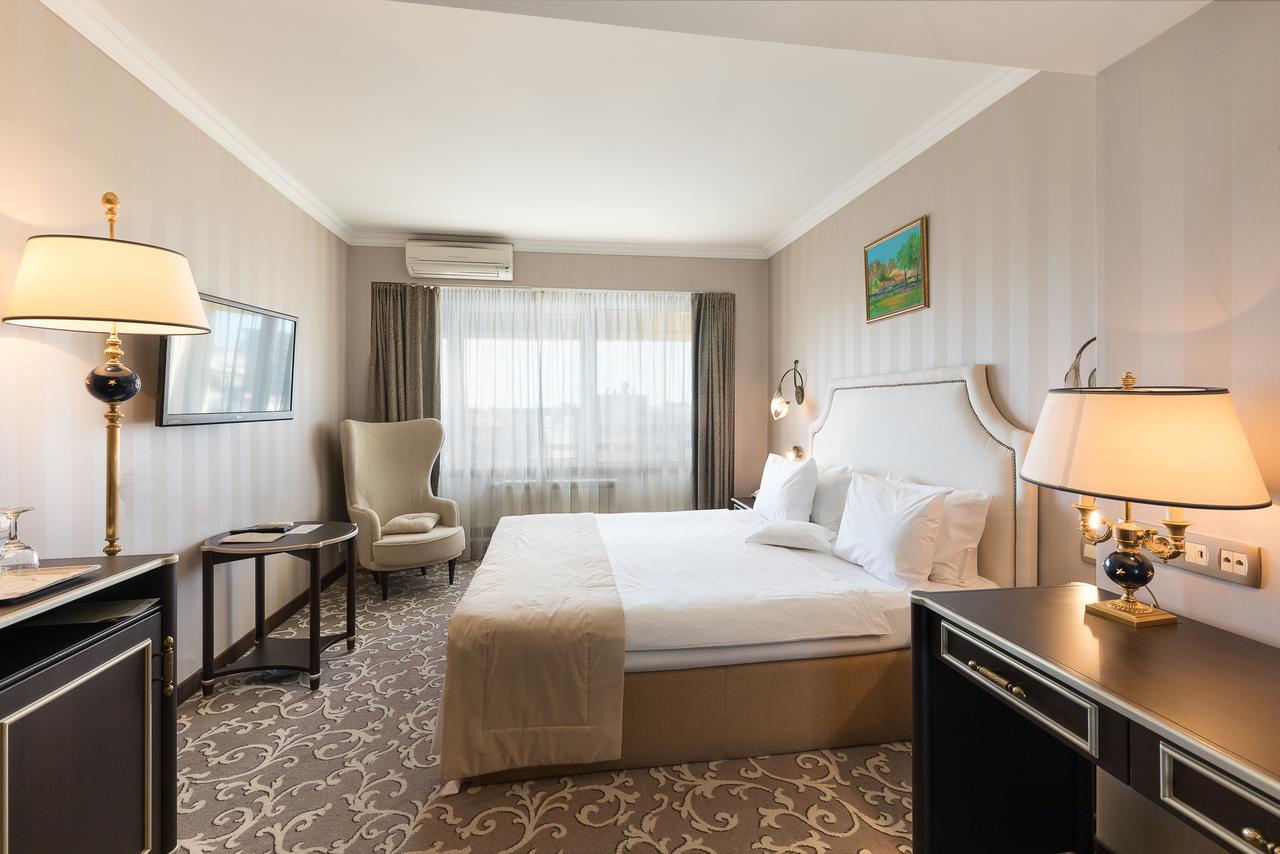 Hotel Prahova Plaza Ploiesti Luaran gambar