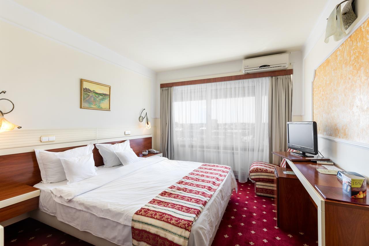 Hotel Prahova Plaza Ploiesti Luaran gambar