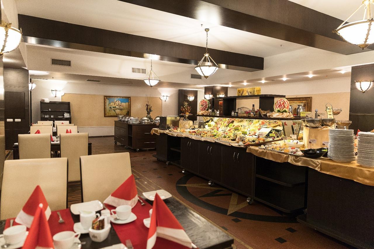 Hotel Prahova Plaza Ploiesti Luaran gambar